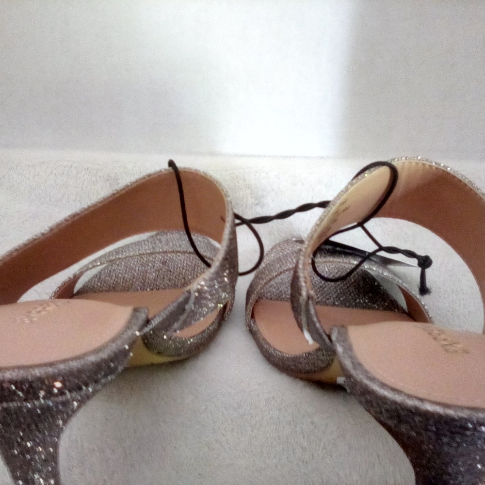 🆕 Express Shimmer Backless Heels - Picture 2 of 5
